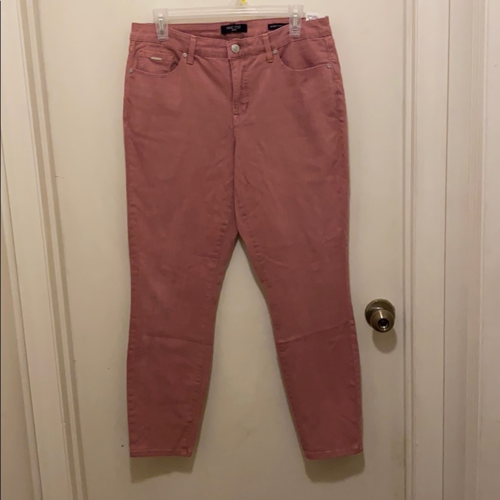 Nine West pink colored jeans!
